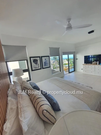 Penthouse avec rooftop et vue panoramique à vendre à Tamarin, IÎe Maurice