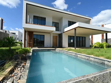 4 Bedroom Villa