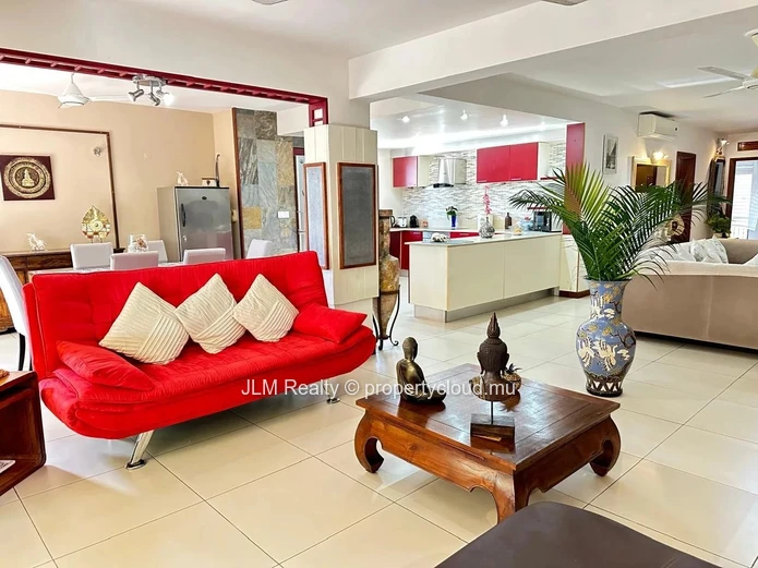 À vendre – Appartement de standing dans une résidence sécurisée à Rivière Noire, Île Maurice