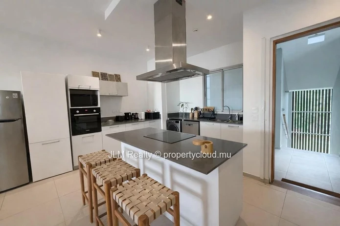 Elegant Beachfront Apartment for Rent in Pointe aux Piments, Mauritius