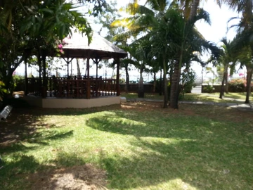 6 Bedroom Villa