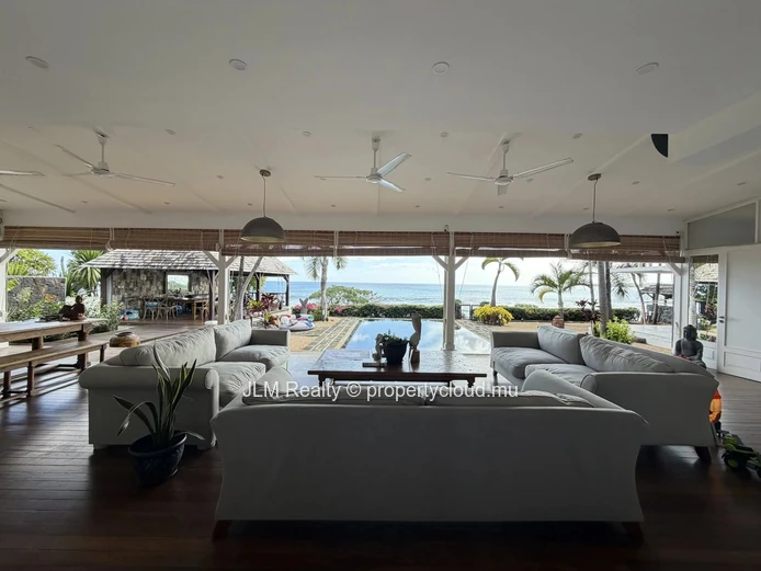Villa d'exception à louer pieds dans l'eau à Tamarin, Île Maurice