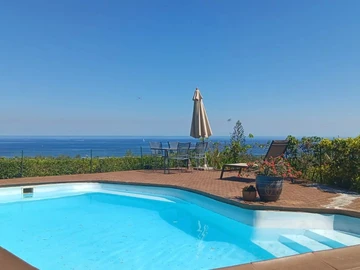 5 Bedroom Villa