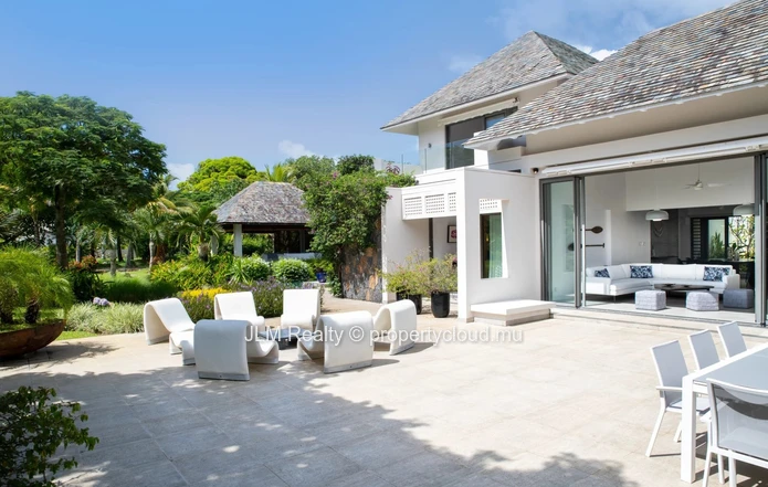 Elegant Balinese Villa with a Stunning Pool for Sale on the East Coast of Mauritius.