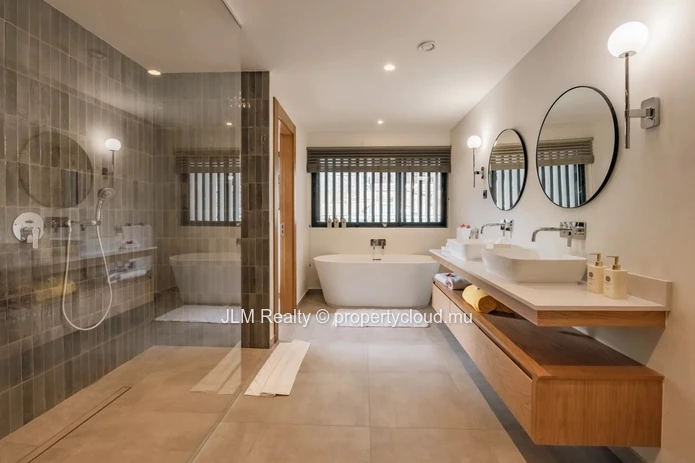 For Sale – Exceptional Brand-New Penthouse with Panoramic Views in Black River, Mauritius