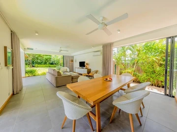 4 Bedroom Villa
