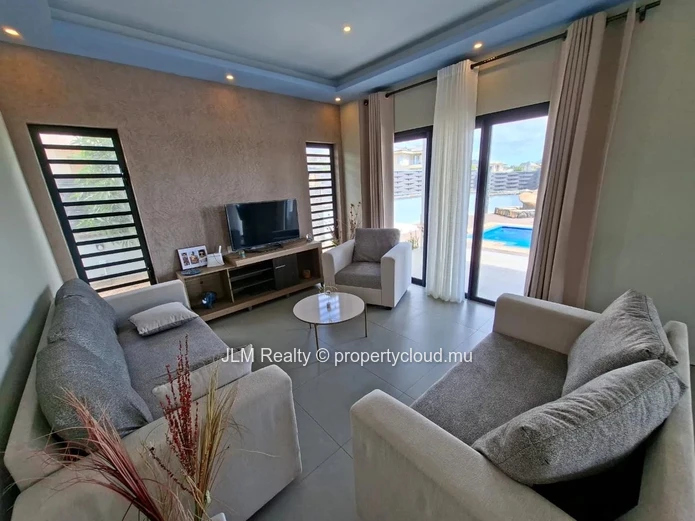 Contemporary Villa for Long-Term Rent in a Secure Estate in Flic en Flac, Mauritius