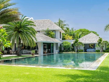 6 Bedroom Villa