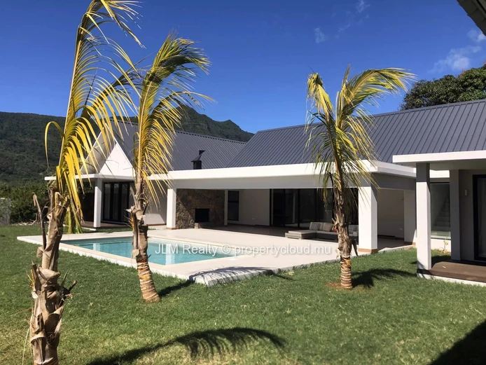 New High-End Villa for Sale in a Secure Estate in Black River, Mauritius