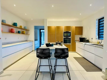 4 Bedroom Villa