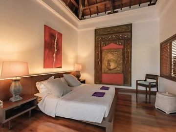7 Bedroom Villa