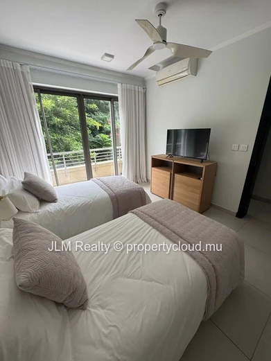 À vendre – Appartement pieds dans l’eau dans une résidence sécurisée à Tamarin, Île Maurice