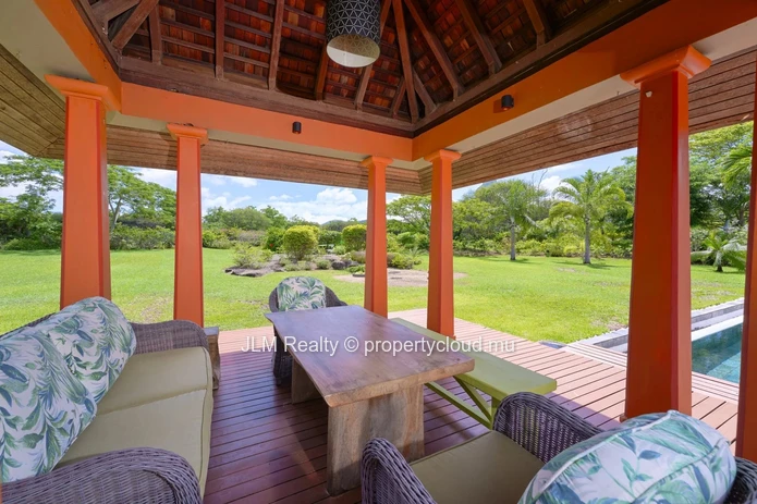 For Sale – Exquisite Villa in a Secure Golf Estate in Tamarin, Mauritius