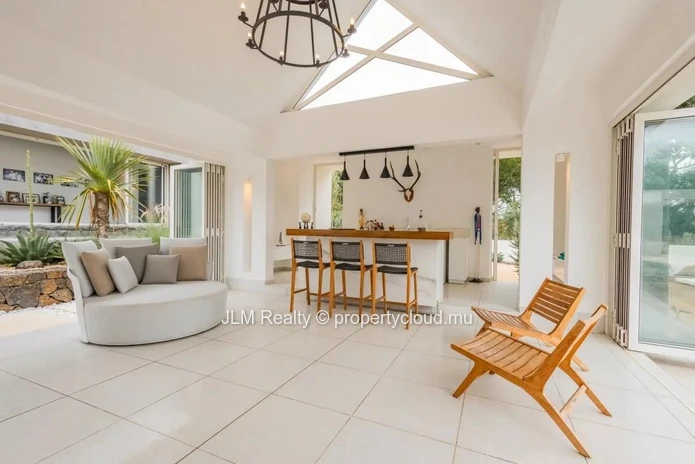 Exceptional Villa with Panoramic View and 25 meter Swimming Pool for Sale in Black River, Mauritius