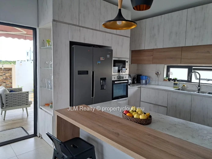 Modern 3-Bedroom Villa with Pool, Sea & Mountain Views, Flic en Flac, Mauritius