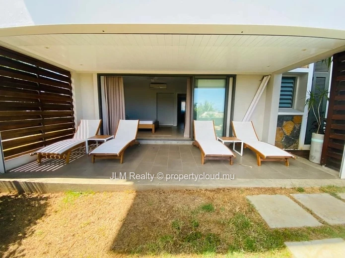 Joli appartement en rez-de-jardin avec piscine privative à vendre à Tamarin, Île Maurice