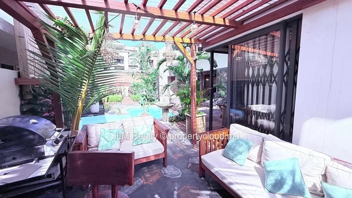 For Sale: Detached Villa with Garden and Pool in Tamarin. Mauritius