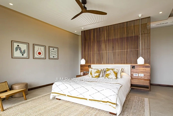 Superb luxury villa for sale in a golf estate in Beau Champ on the east coast of Mauritius