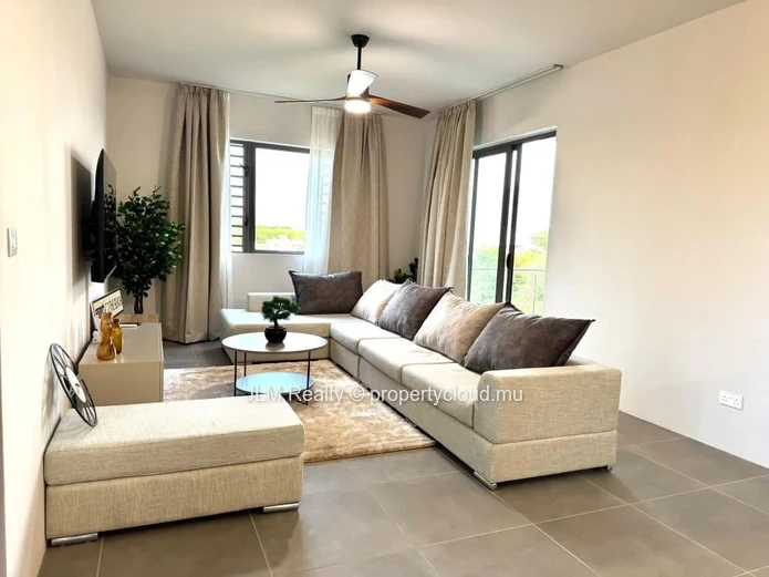Appartement contemporain avec accès à piscine commune à louer à Cascavelle, Île Maurice, proche de toutes les commodités