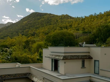 7 Bedroom Villa