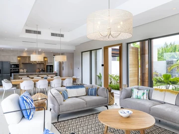 4 Bedroom Villa