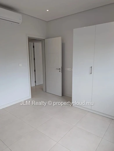 Appartement contemporain à vendre à Pointe aux Canonniers, Île Maurice