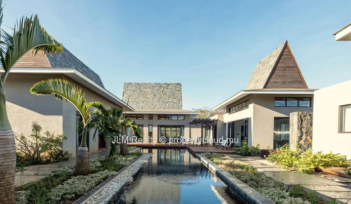 Contemporary single-storey villa for sale in Balaclava – Exclusive residence on Mauritius’ north-west coast