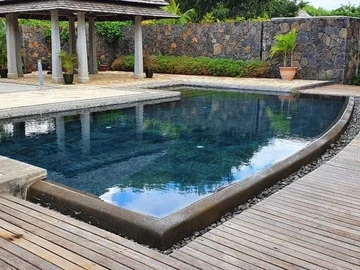 5 Bedroom Villa