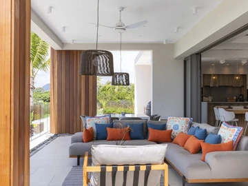 4 Bedroom Villa