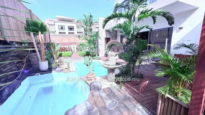 For Sale: Detached Villa with Garden and Pool in Tamarin. Mauritius