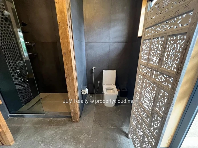 Spacious Furnished Villa with Swimming Pool for Rent in Tamarin, Mauritius – Close to the Beach and Amenities