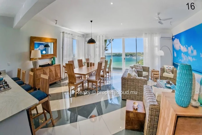 Penthouse with Sea View and Beach Access – Trou d’Eau Douce, Mauritius