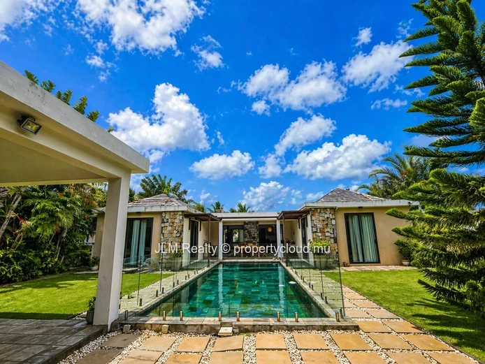 Villa tropicale haut de gamme avec piscine privée à louer à Cap Malheureux, Île Maurice