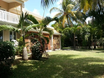 6 Bedroom Villa