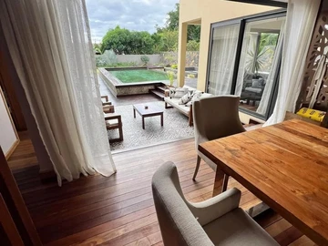 4 Bedroom Villa