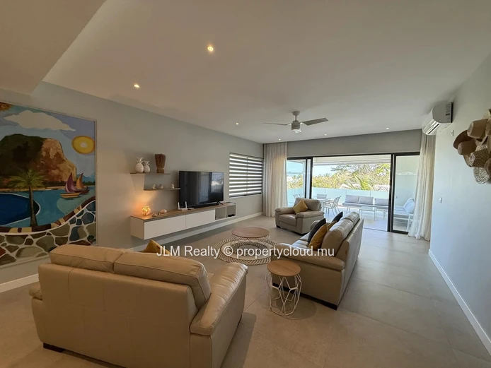 Spacieux appartement 3 chambres en suite avec grande terrasse, Rivière Noire, Maurice