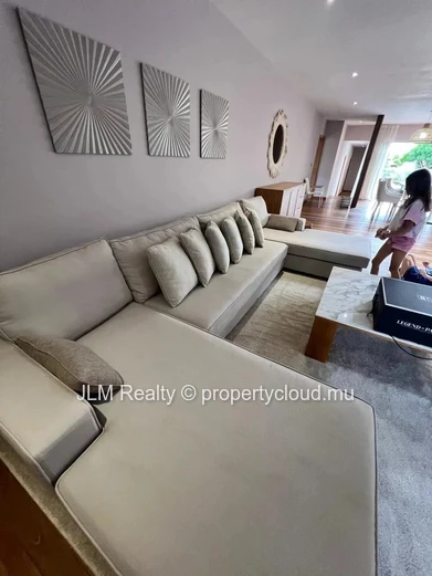 Spacious Furnished Villa with Swimming Pool for Rent in Tamarin, Mauritius – Close to the Beach and Amenities