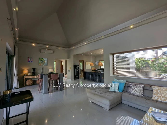 À vendre : Villa d’inspiration balinaise à Grand Baie, Île Maurice
