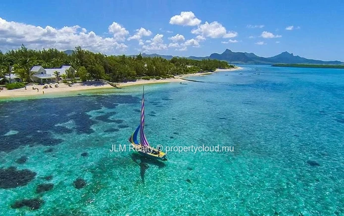 À vendre – Villa contemporaine avec piscine dans un domaine d’exception à Pointe d’Esny, Île Maurice