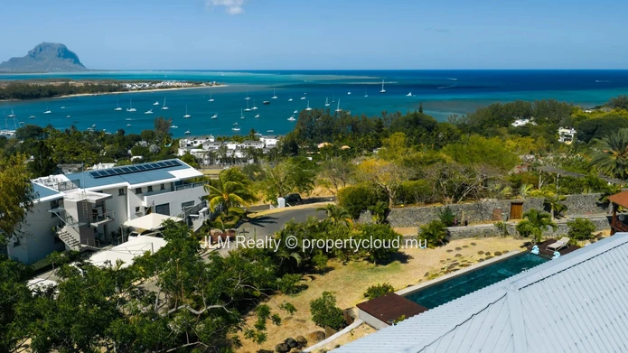 Exceptional Villa with Panoramic Views of the Lagoon and Le Morne for Sale in Rivière Noire, Mauritius