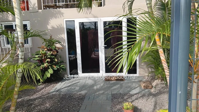 Appartement moderne de 2 chambres en rez-de-chaussée à louer | Flic en Flac, Maurice