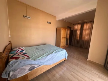 6 Bedroom Townhouse, Duplex